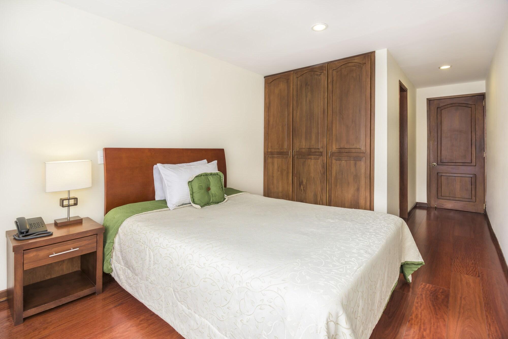 Hotel Portofino Bogota Bagian luar foto