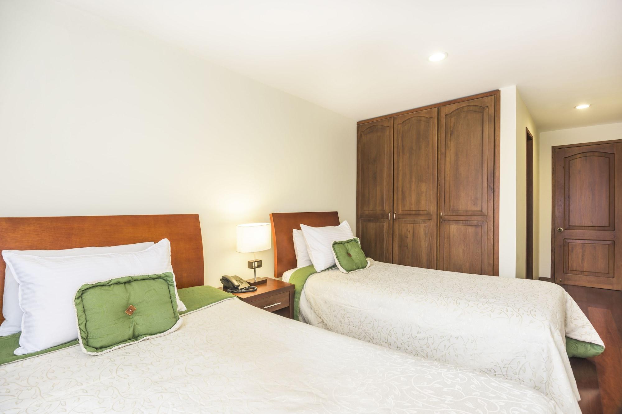 Hotel Portofino Bogota Bagian luar foto